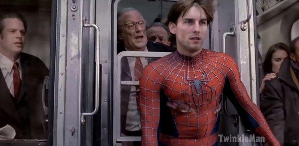 Тоби Магуайр человек паук поезд