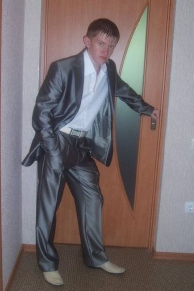 Мужчина в Колхозном костюме