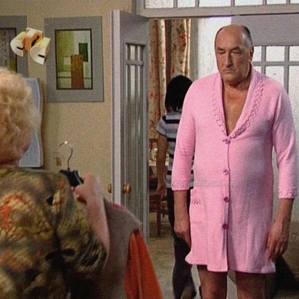 Воронины Николай Петрович в халате