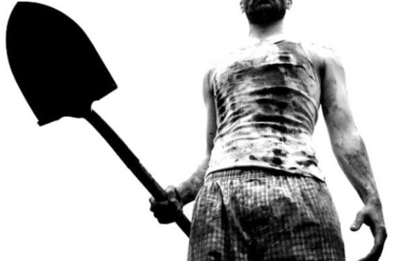 Мужик с лопатой