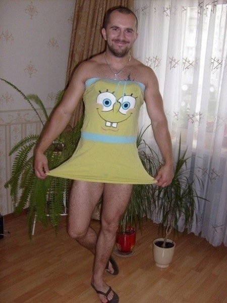 Смешной аацае в платьи