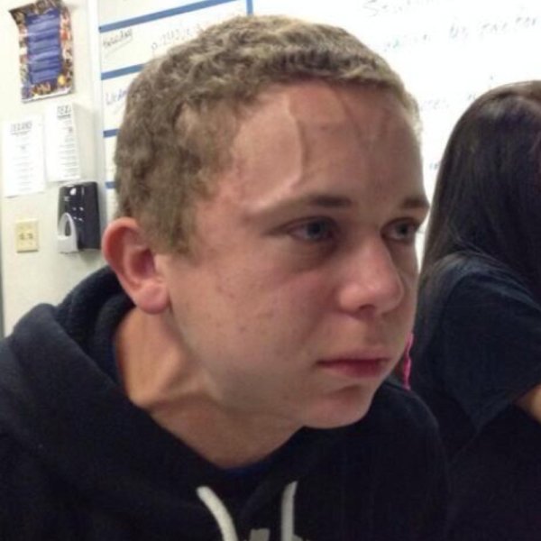 Напряженный парень