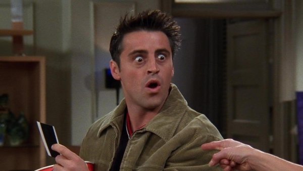 Удивленный Джо Триббиани