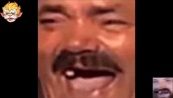 Усатый смеется