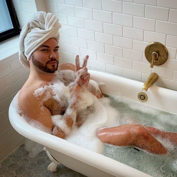 Ужик в ванной