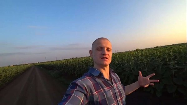 Идущий к реке Серж дур-Дачник