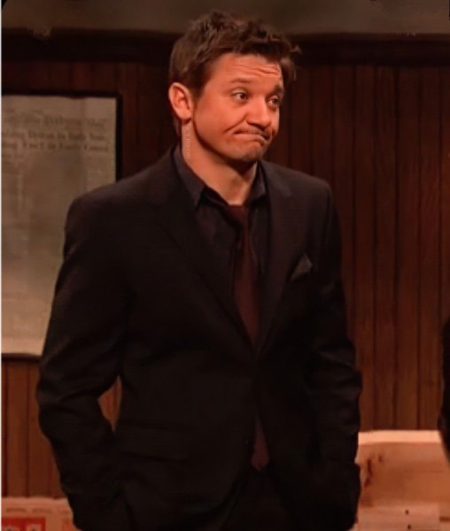 Мужик кивает