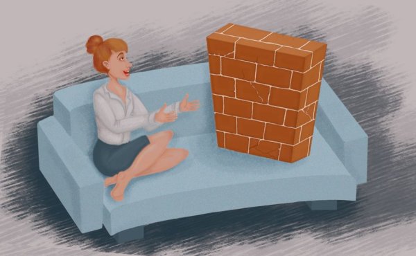 Человек разговарива со стеной