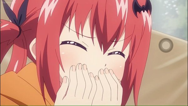 Аниме девушка смеется