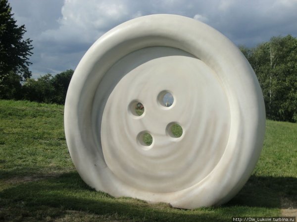 Гигантские пуговицы