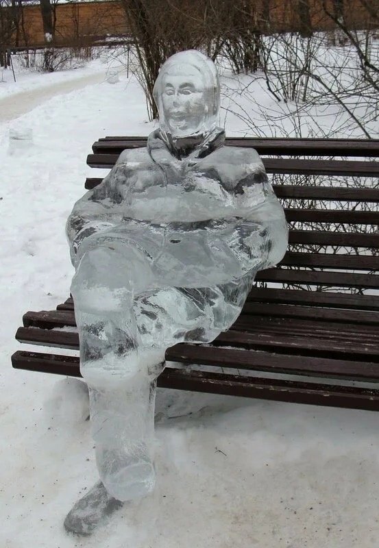 Человек мерзнет