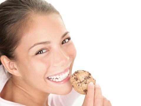 Девушка с печеньем