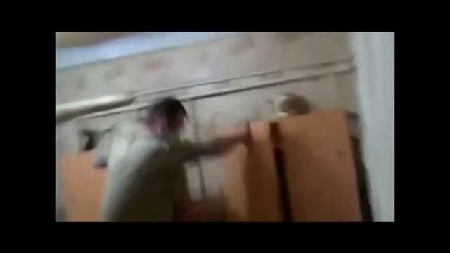 Упали шкафы на кухне