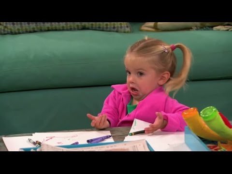 С удивленной девушкой