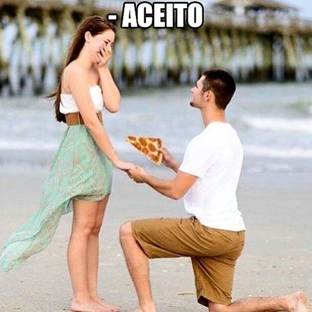 Весёлые паень и девушка