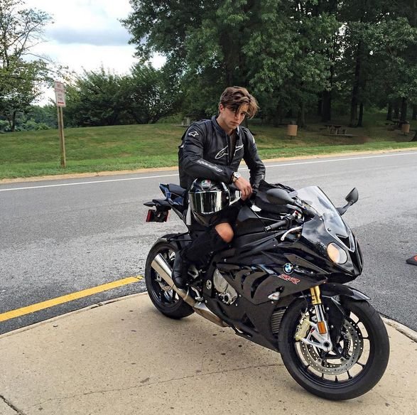 Мужик мотоцикл