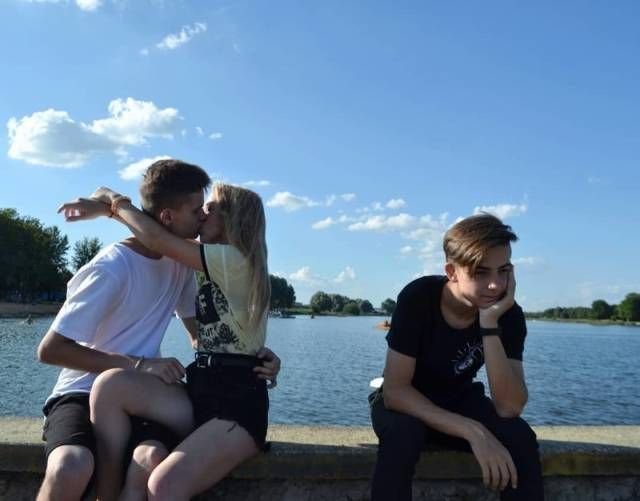 Пара и третий лишний