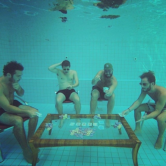 Прикольный бассейн