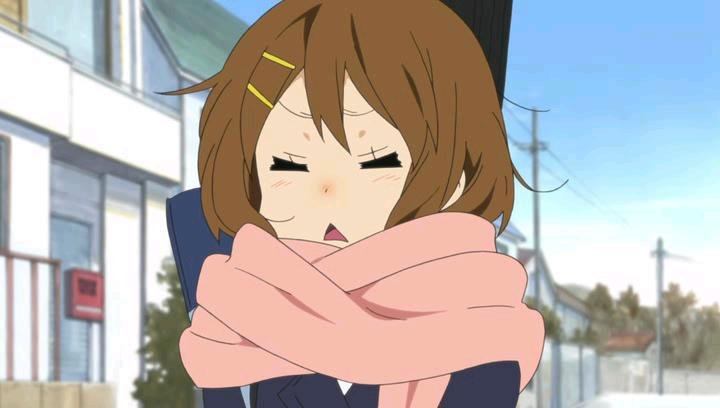 Юи Хирасава смущение