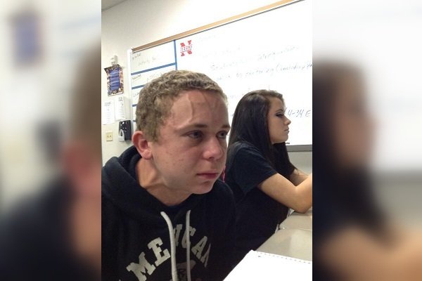 Парень напрягся