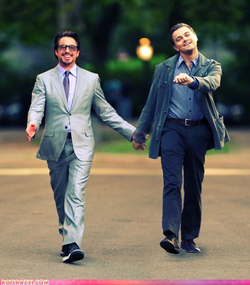 Леонардо ди Каприо шагает