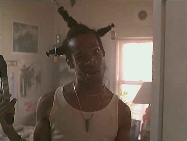 Негр с дредами