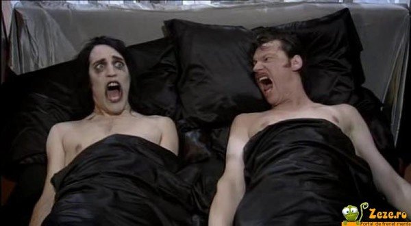 Проснулся со страшной женщиной