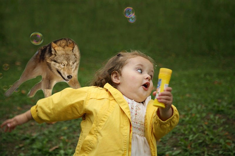 Девочка бежит Мем