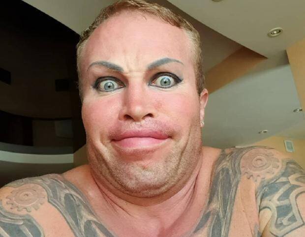 Фрик качок Александр Шпак