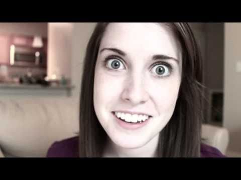 Laina Morris с ножом