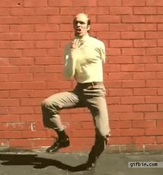 Гифки походка