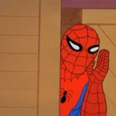 Человек паук насрал