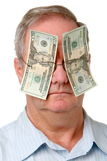 Человек с долларами в глазах