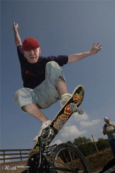 Пожилой скейтер