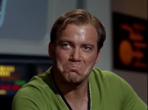 Капитан Кирк кивает