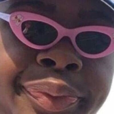 Нигер в очках