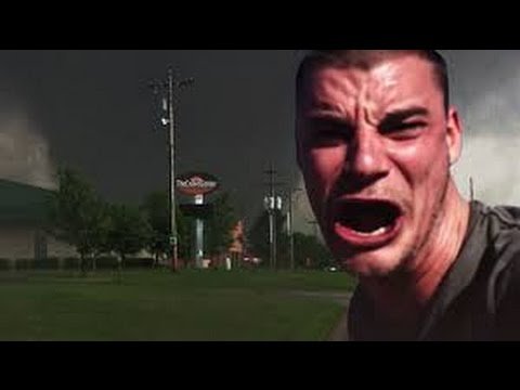 Селфи на фоне урагана