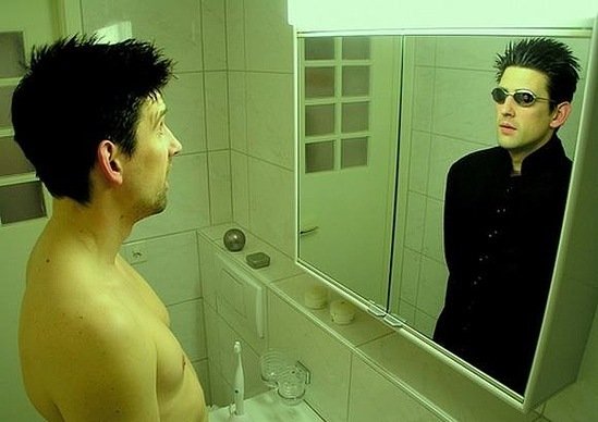 Отражение парня