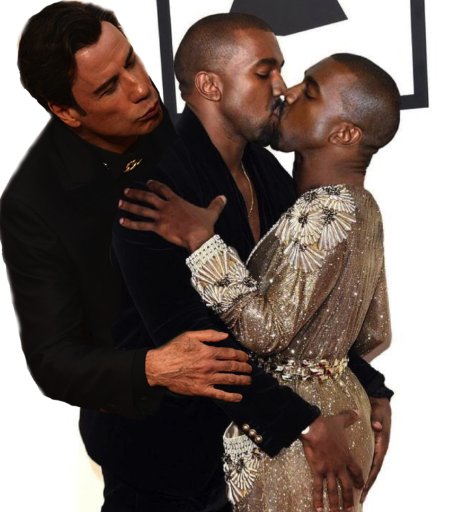 Джон Траволта целует