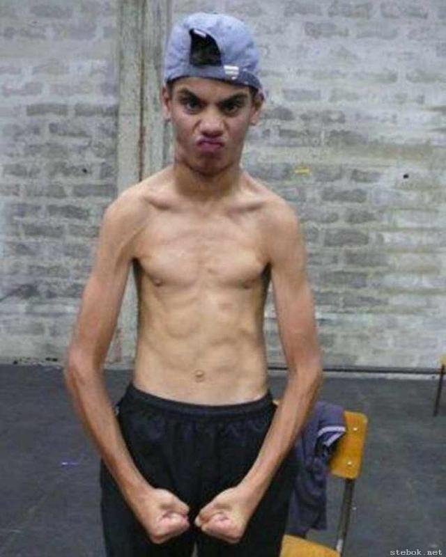 Худой мужчина