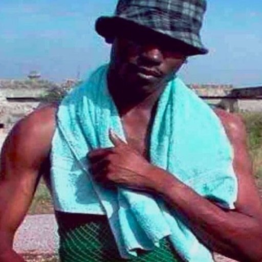 Негр с длинным