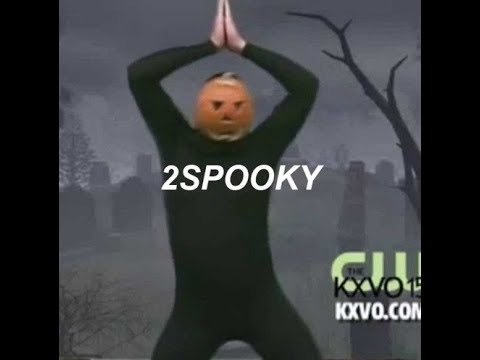 Человек с тыквой на голове