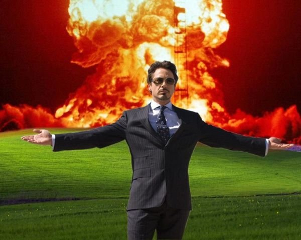 Роберт Дауни младший взрыв сзади