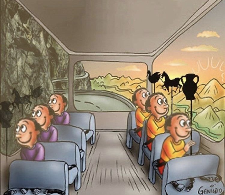 Мем 2 человека в автобусе