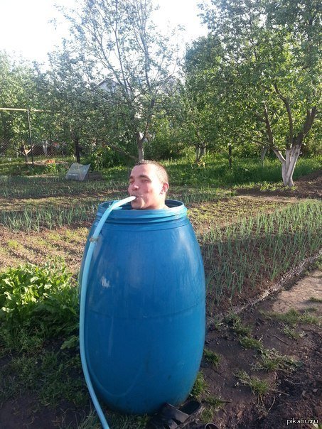 Мужик в бочке
