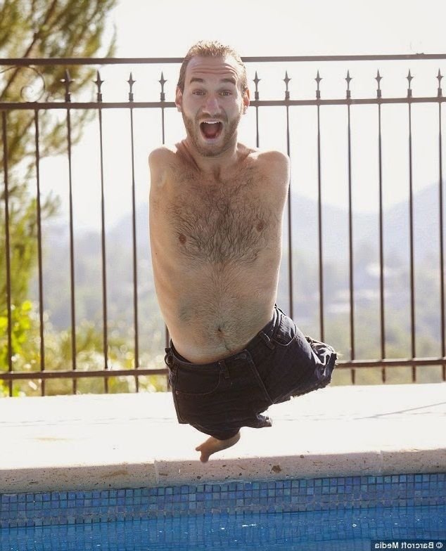 Мужчина без рук и без ног ник Вуйчич