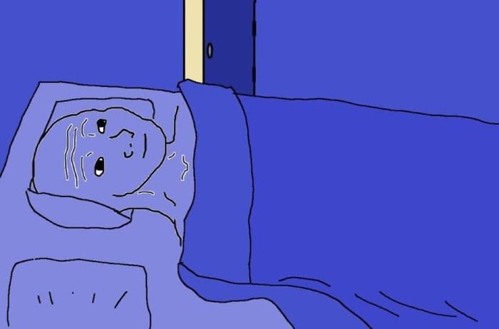 Не спит Мем в кровати