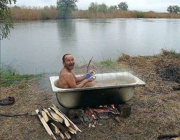 Ванна на улице прикол