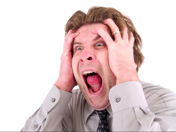 Мужик кричит