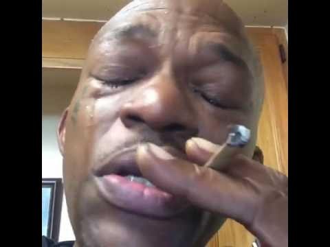 Плачущий афроамериканец